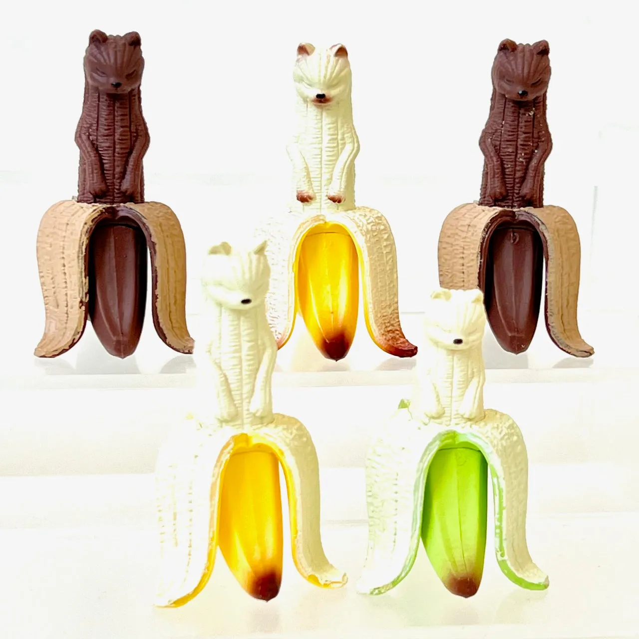 X 70306 Banana Cats Figurines Capsule-DISCONTINUED