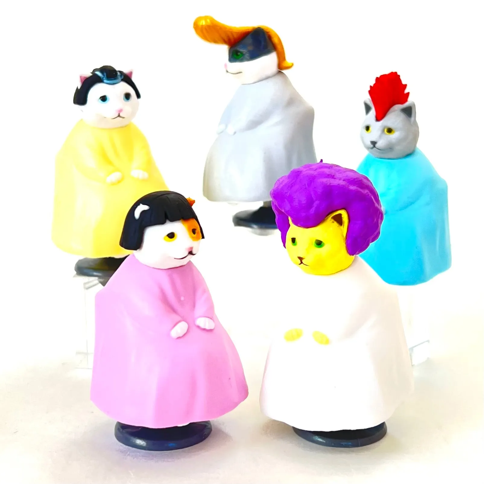 X 70922 Haircut Cat Figurines Capsule-DISCONTINUED