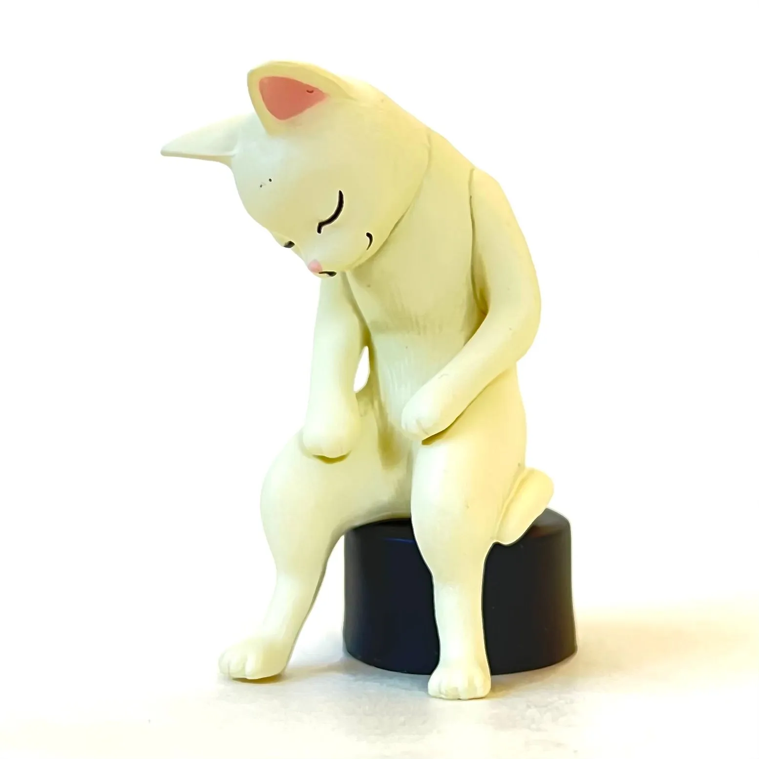 X 70930 Hopeless Cat Figurines Capsule-5