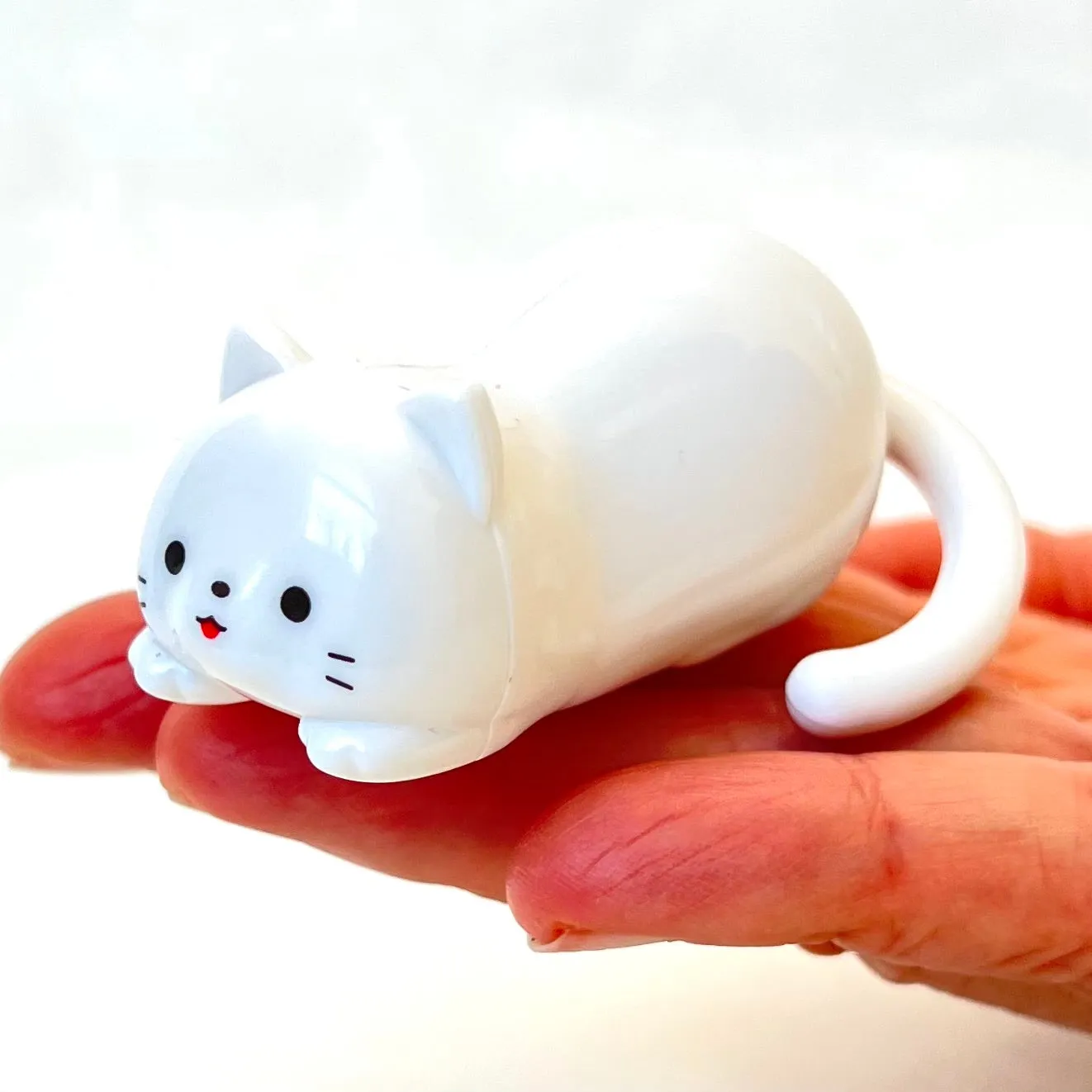 X 70935 CRO CRO CAT Figurines Capsule-DISCONTINUED