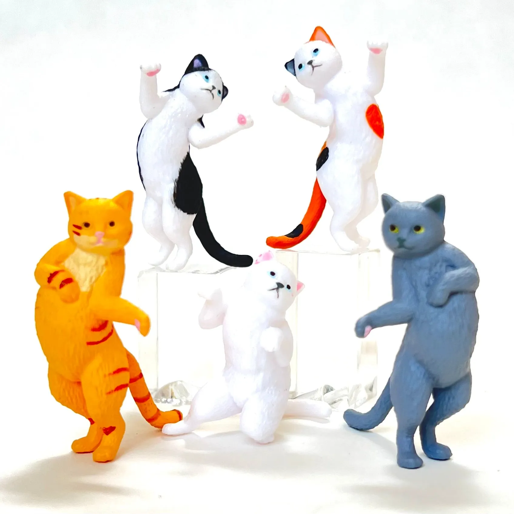 X 70979 Shall We Dance Cat Figurine Capsule-DISCONTINUED