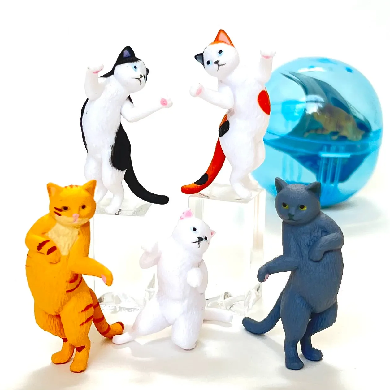 X 70979 Shall We Dance Cat Figurine Capsule-DISCONTINUED