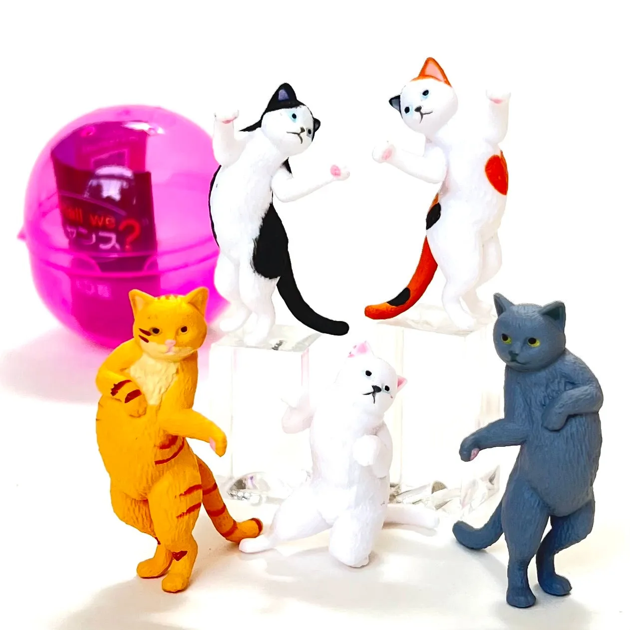 X 70979 Shall We Dance Cat Figurine Capsule-DISCONTINUED